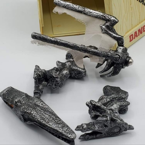 Mega Bloks Magnext Magna Bones Pterodactyl Dino Bird Crate Collectible - Picture 3 of 8